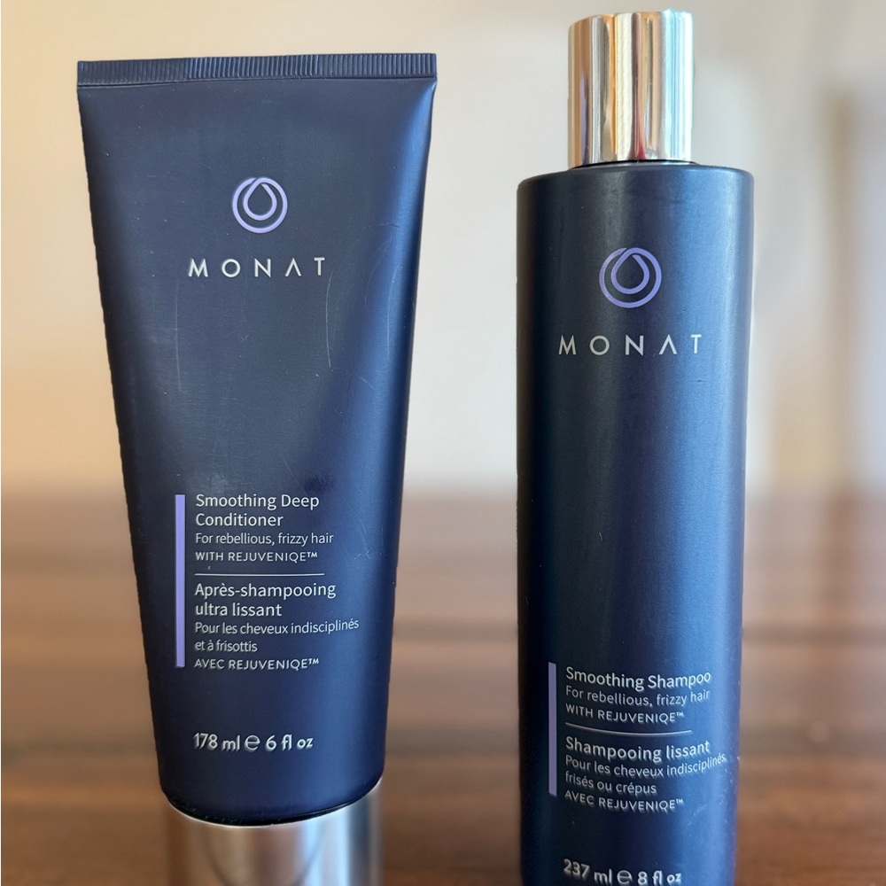 MONAT Smoothing Deep Conditioner and Shampoo Set - Black